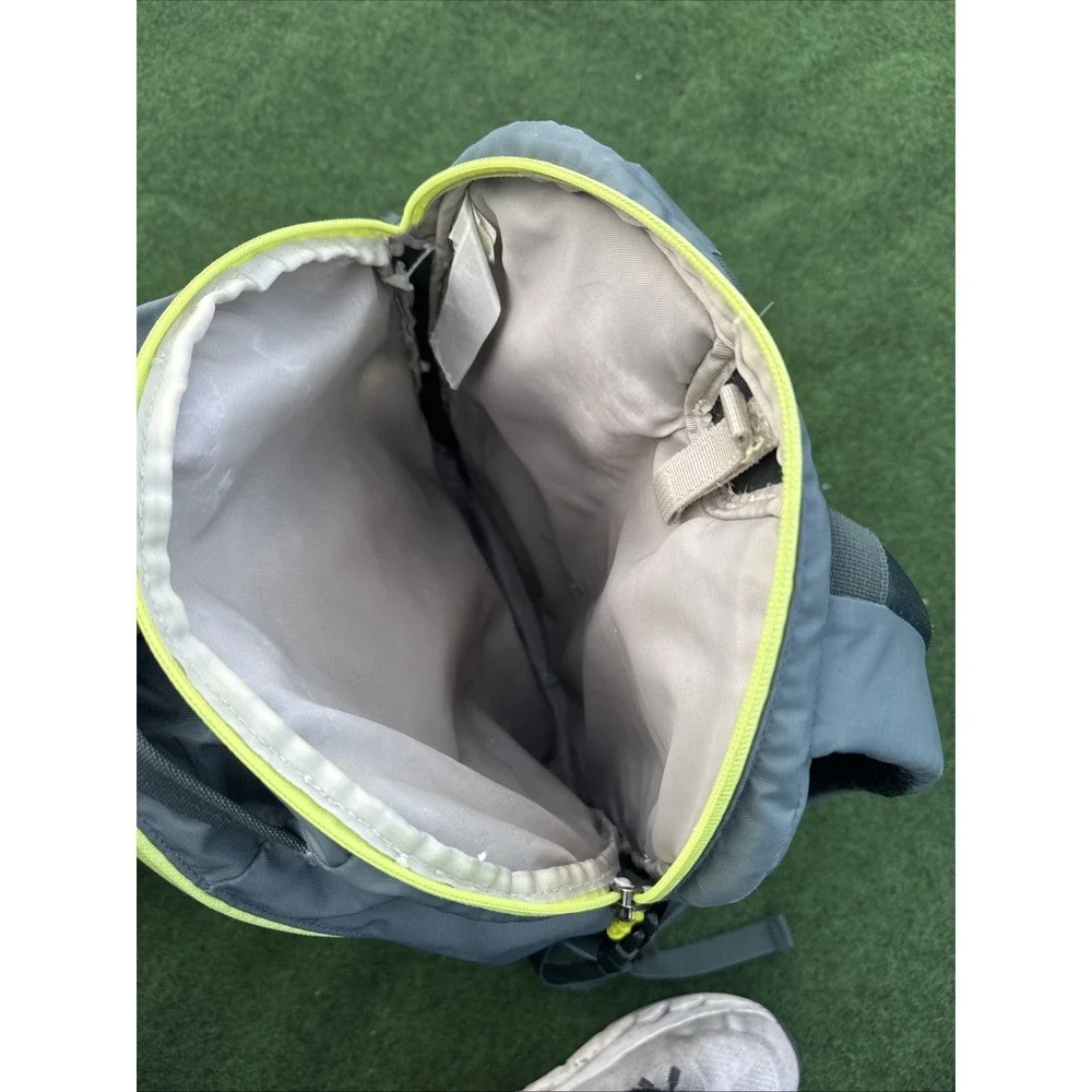 PATAGONIA BACKPACK REFUGIO 26L TRAVEL/LAPTOP/DAYPACK Green